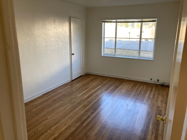 Photo - Sunny View Terrace