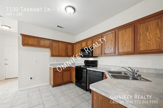 Photo - 3100 Tarrant Ln