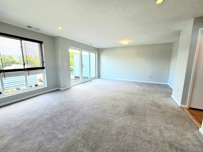 Photo - 391 Hyde Park Ave Unit 206