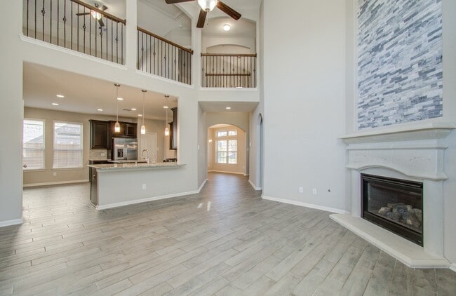 Photo - 29138 Crystal Rose Ln