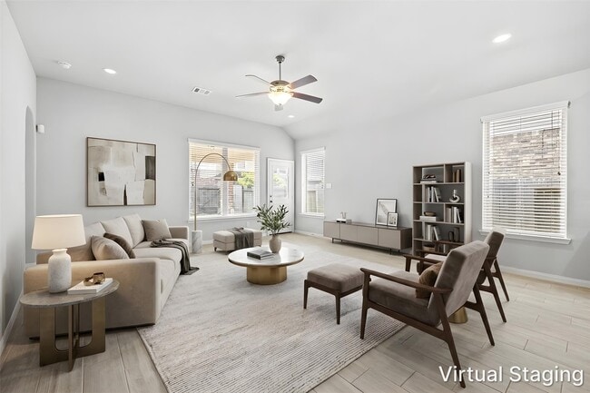 Photo - 9811 Camellia Gardens Dr
