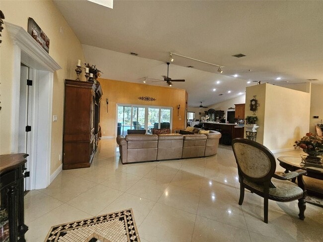 Photo - 197 NW 113th Way