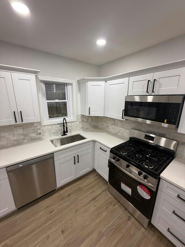 Photo - 229 New Jersey Ave