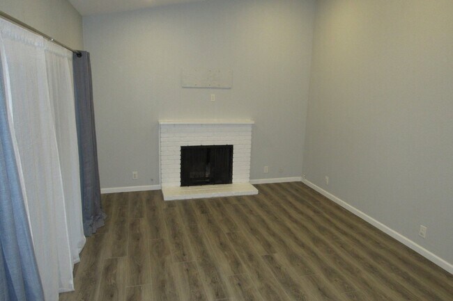 Photo - Updated 3 Bed, 2 Bath Home Close to Dublin HS