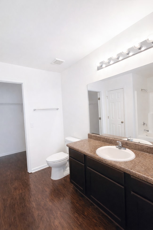 Photo - 10 Millie Ln