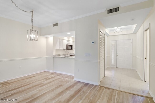 Photo - 512 Sugar Pine Ln Unit 512