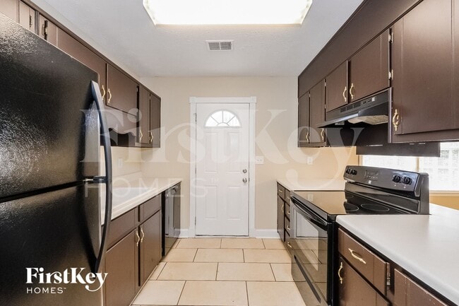 Photo - 705 Mills Dr