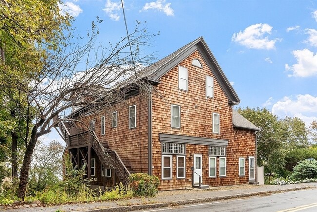 Building Photo - 105 Granite St Unit 3