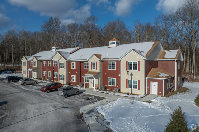 Building Photo - The Woods at Pawling Rental