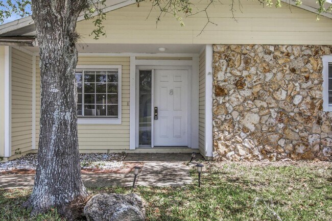 Photo - Amazing Pool Home!