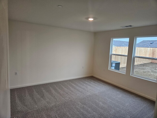 Photo - 630 Marshall Ln