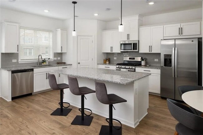 Photo - 1530 Brantin Dr