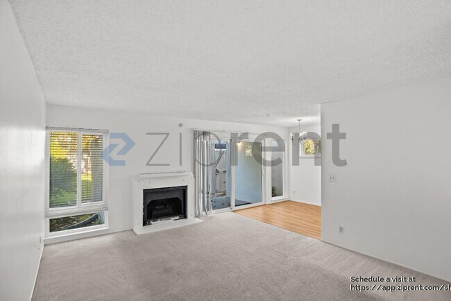 Photo - 1041 Shell Blvd