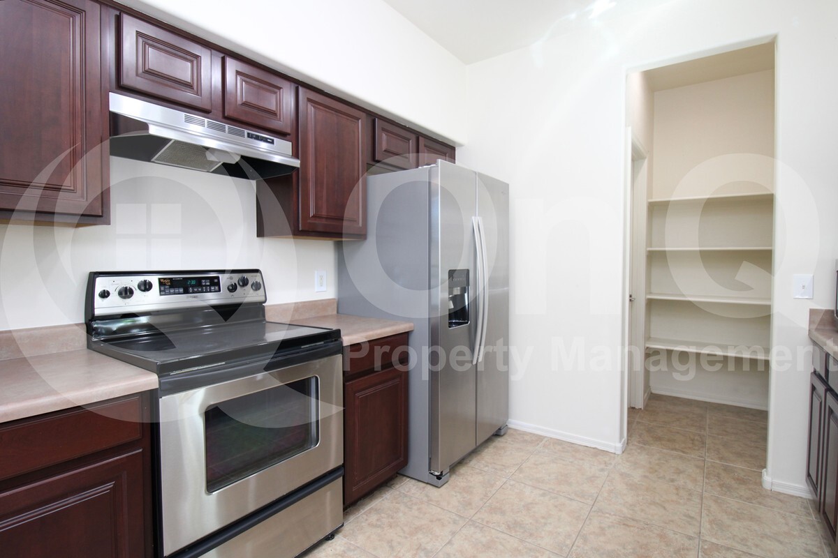 Photo - 9233 East Neville Avenue