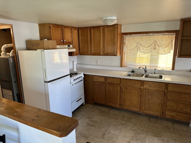 Photo - 9775 State Rd