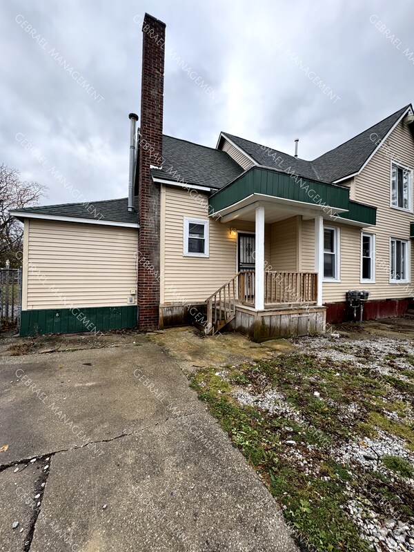 Building Photo - 1822 Lapeer Ave Rental