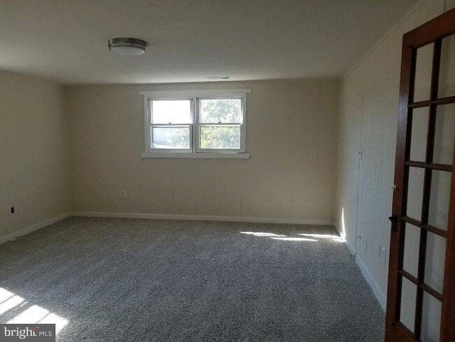 Photo - 3890 Glymont Crest Rd