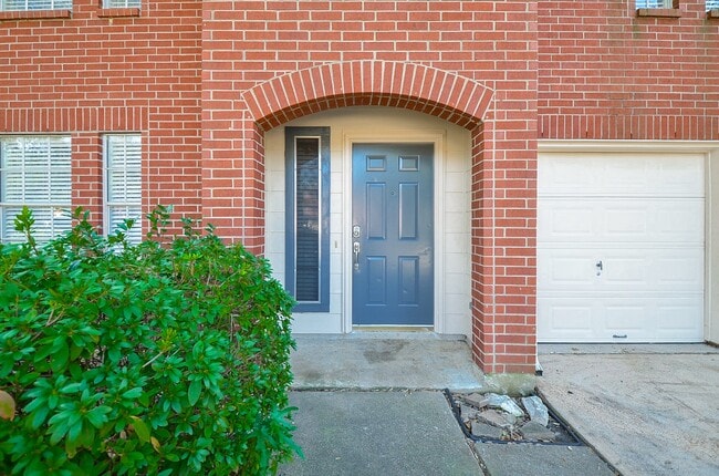 Photo - 3027 Texas Oak Dr