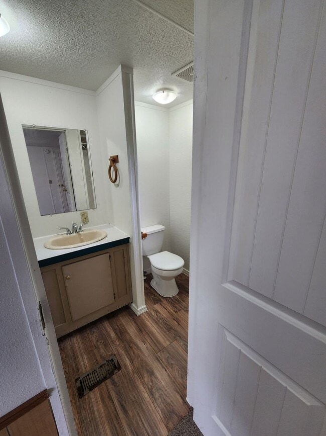 Photo - 4/2 mobile home in Hoover Valley