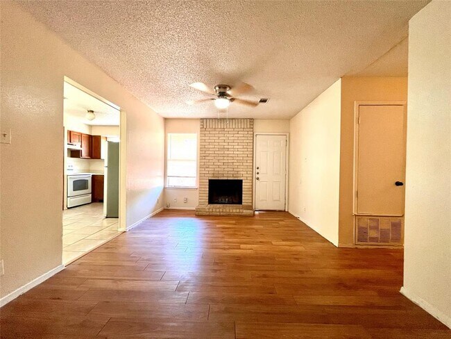 Photo - 2802 Aftonshire Wy