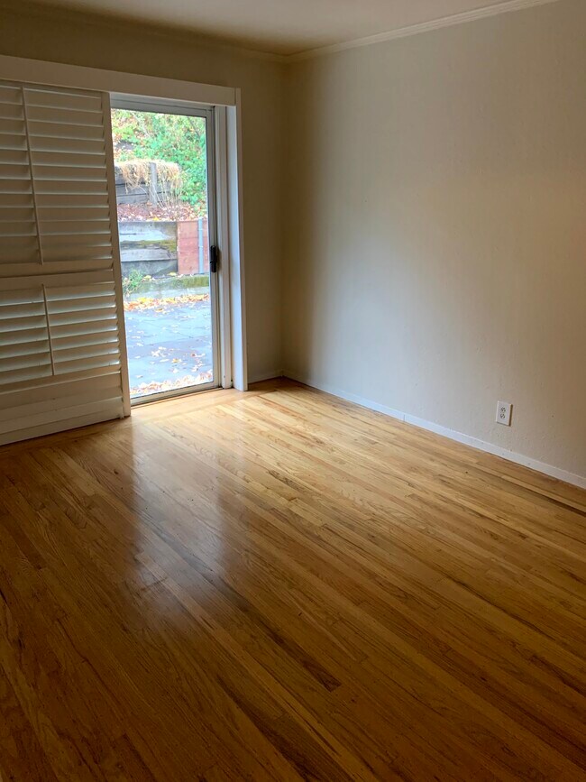 Bedroom #3 - 111 Sequoia Ave