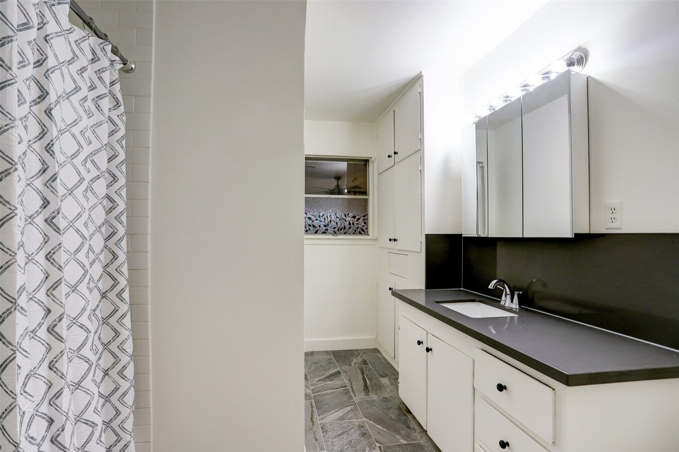 Photo - 3611 Galway Ln