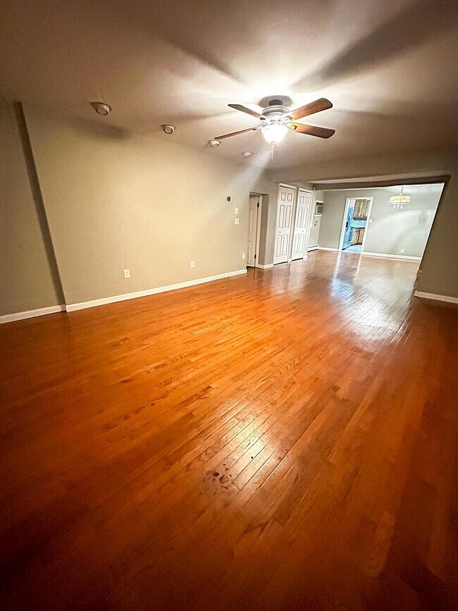 Photo - 2269 Winfield St House