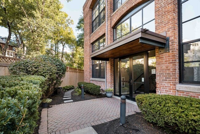 Photo - 1 Aberdeen Way Unit 226