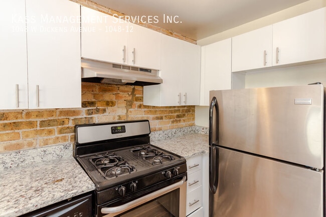 Photo - 1048 W Dickens Ave Unit 1048-12