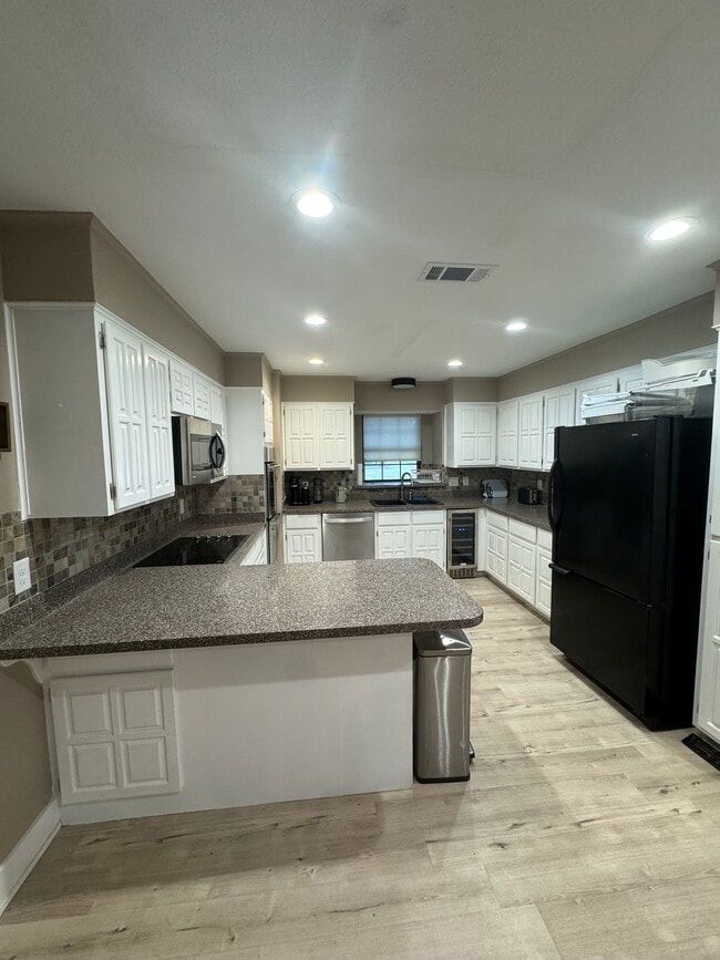 Photo - 5501 Chimney Rock Rd