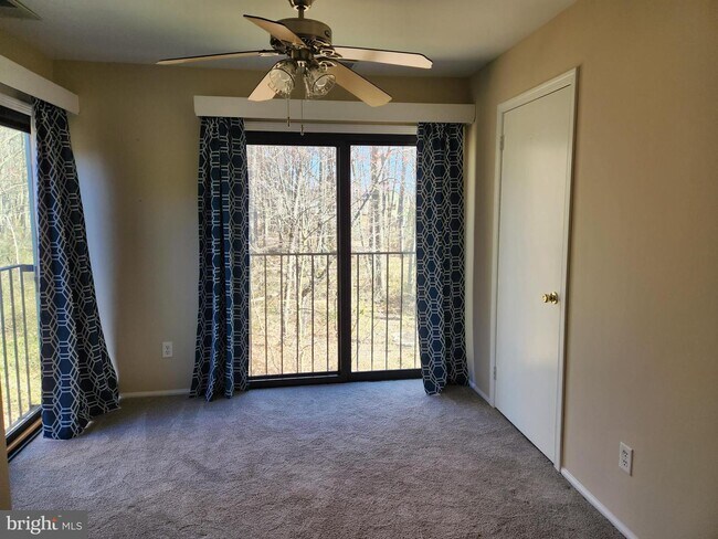 Photo - 1598 Nixon Dr Apartamento