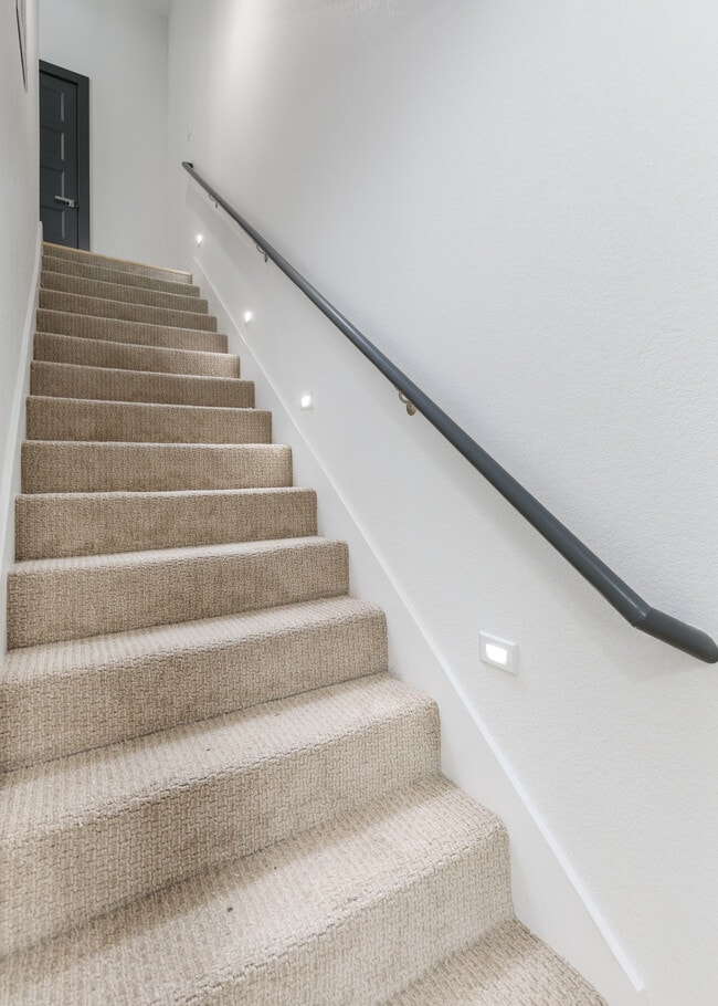 Photo - 2801 Weisenberger St Unit 101