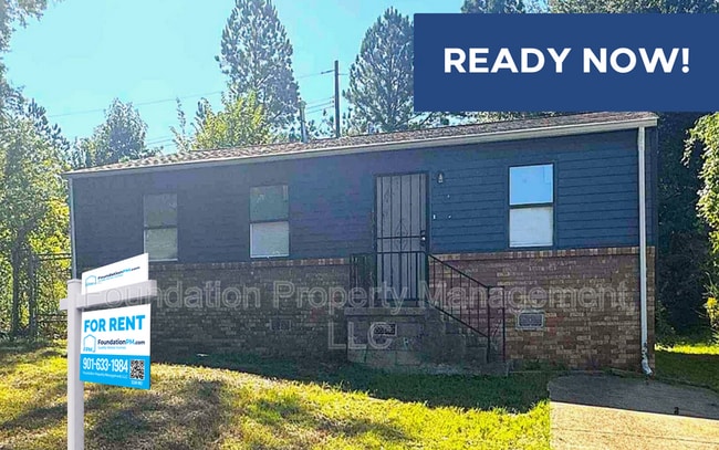 Building Photo - 2601 Dakar Ave