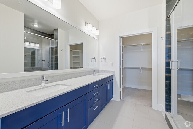 2BR, 2BA - 1,179SF - Primary Bathroom