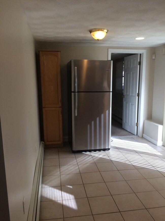 Photo - 37 Cecilian Ave Unit 1st floor