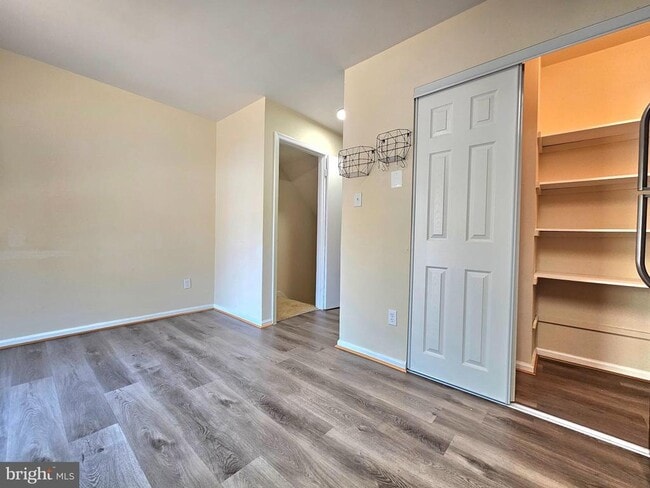 Photo - 8561 Southlawn Ct