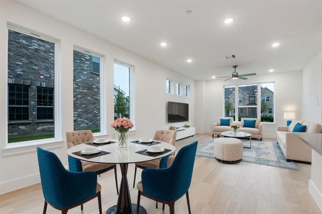 Photo - 1813 Summer Aura