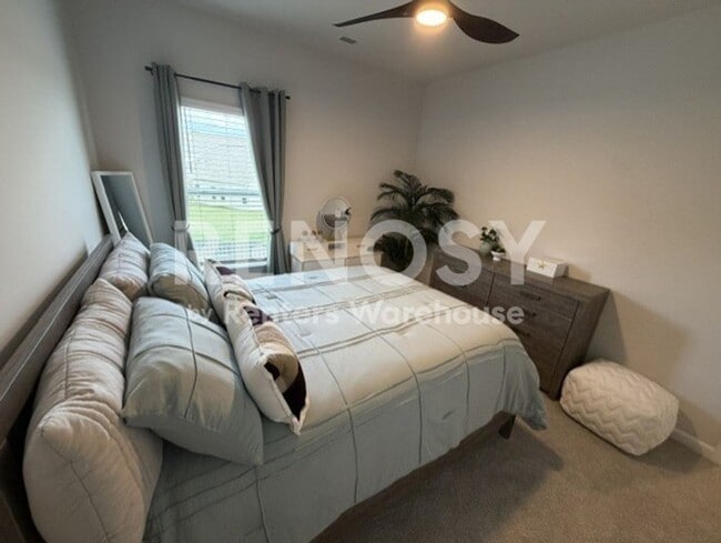 Photo - 1002 Birkhall Blvd NW