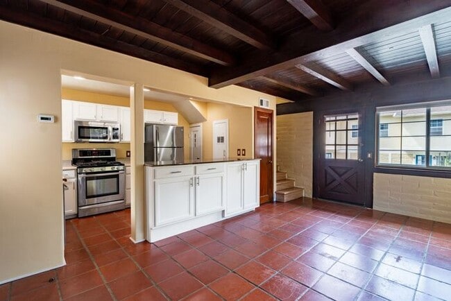Photo - Pacific Grove Coastal Cottage – 2 Bedroom