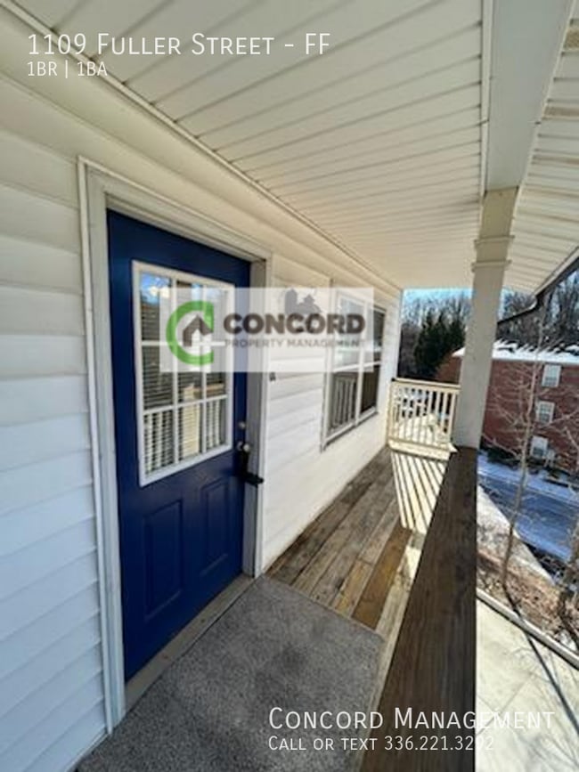 Building Photo - 1109 Fuller St Unit FF