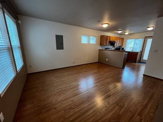 Photo - DuPont 2 Bedroom and 2 Bath Home for Rent