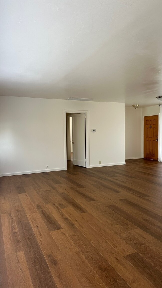 Photo - 3511 Albee St