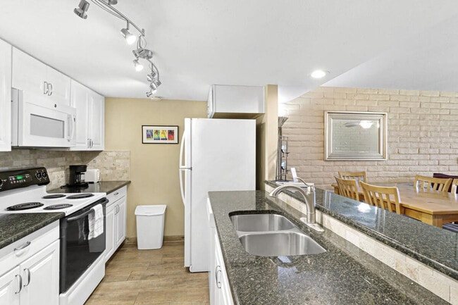 Photo - 1421 Eleventh Street-SI ID1023214P Unit SI ID1023214P