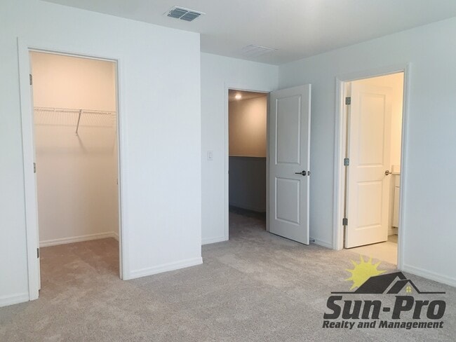 Photo - 172 Riverfront Wy