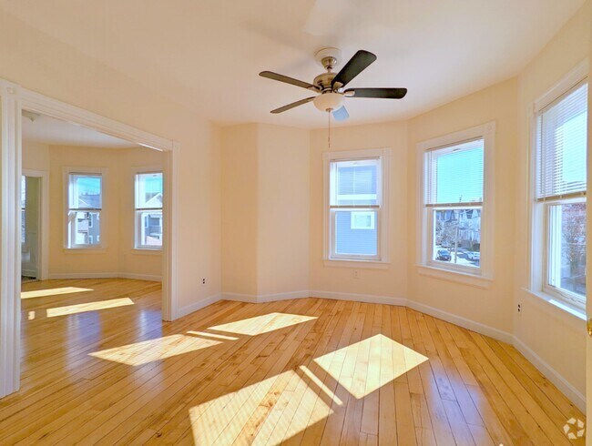 Building Photo - 93 Madison Ave Unit 2 Rental