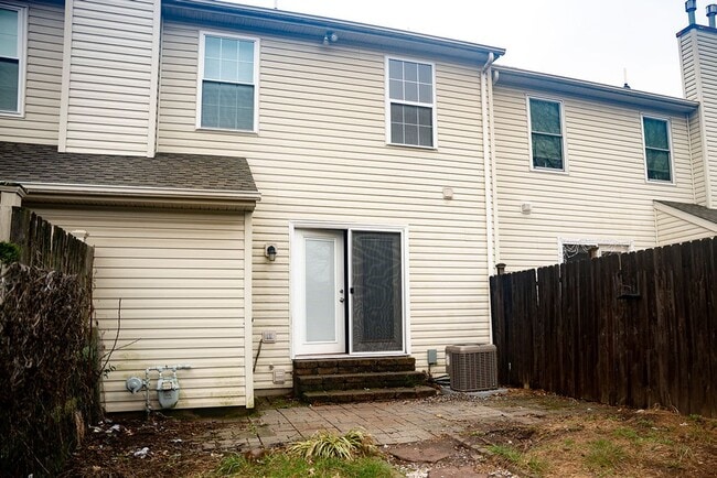 Photo - 149 Sunnyside Ln