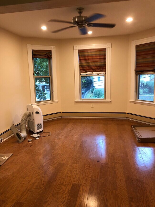 Photo - 72 Leicester St Unidad #1