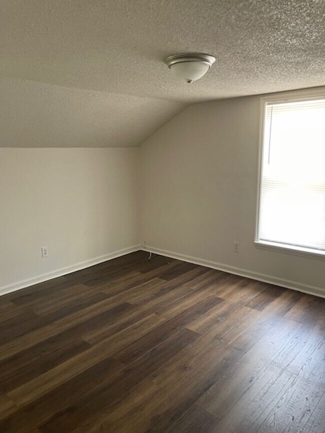 Photo - 146 South Sims Avenue Unidad 118