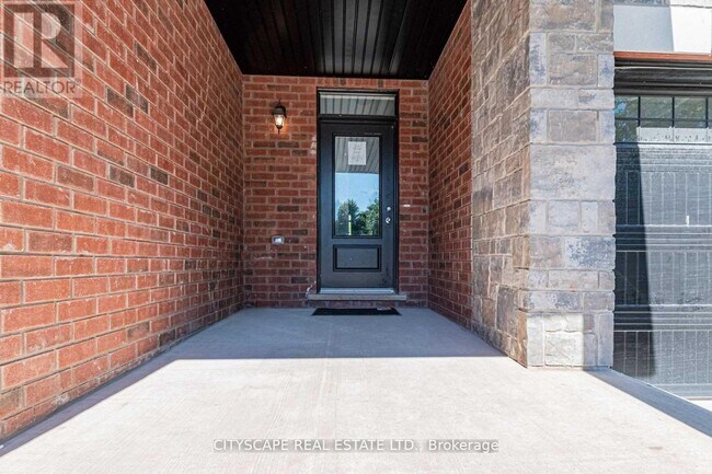 Photo - 5228 Pinedale Ave