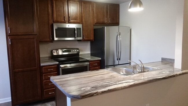 Photo - Valley Green Apartments Unidad 941 Valley Rd. Apt. C